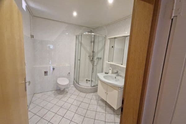 Pronájem bytu 3+1 80 m², Mengerschied Pronájem bytu 3+1 80 m², Mengerschied
