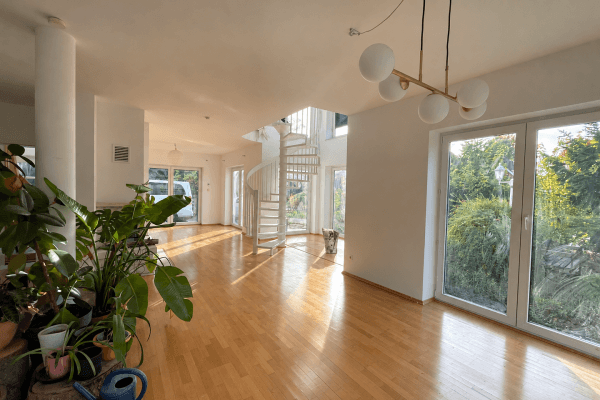 Prodej domu 320 m², pozemek 675 m², Mahlower Weg 29, Kleinbeeren Prodej domu 320 m², pozemek 675 m², Mahlower Weg 29, Kleinbeeren