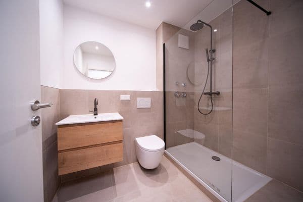 Prodej bytu 3+1 80 m², Wiesbaden Prodej bytu 3+1 80 m², Wiesbaden