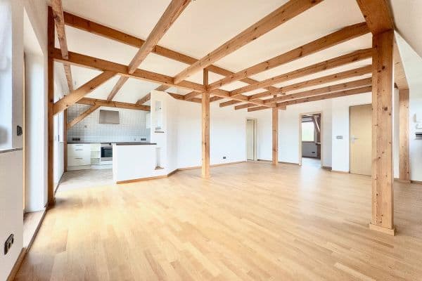 Prodej bytu 3+1 80 m², Stromstraße 19, Berlin, Berlín Prodej bytu 3+1 80 m², Stromstraße 19, Berlin, Berlín