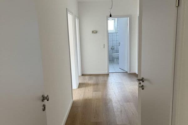 Pronájem bytu 3+1 90 m², Bendorf Pronájem bytu 3+1 90 m², Bendorf