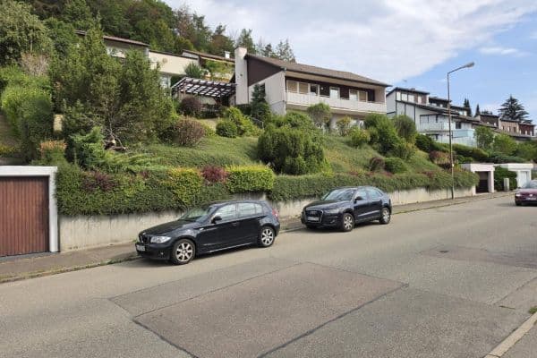 Prodej domu 140 m², pozemek 1.000 m², Dr.-Hermann-Bizer-Str. 22, Albstadt, Bádensko-Württembersko Prodej domu 140 m², pozemek 1.000 m², Dr.-Hermann-Bizer-Str. 22, Albstadt, Bádensko-Württembersko