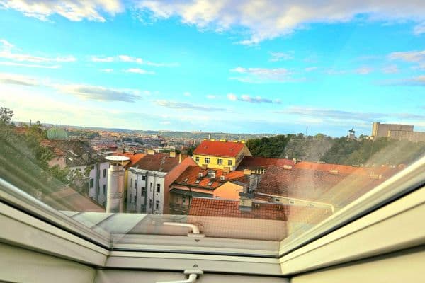 Pronájem bytu 1+1 45 m², Vlkova, Praha Pronájem bytu 1+1 45 m², Vlkova, Praha
