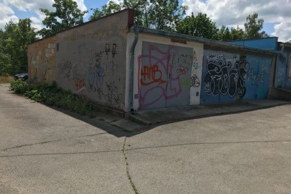 Pronájem garáže 19 m², Podle Kačerova, Praha Pronájem garáže 19 m², Podle Kačerova, Praha