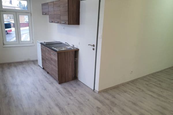 Pronájem bytu 1+kk 28 m², Průmyslová, SO POÚ Říčany Pronájem bytu 1+kk 28 m², Průmyslová, SO POÚ Říčany