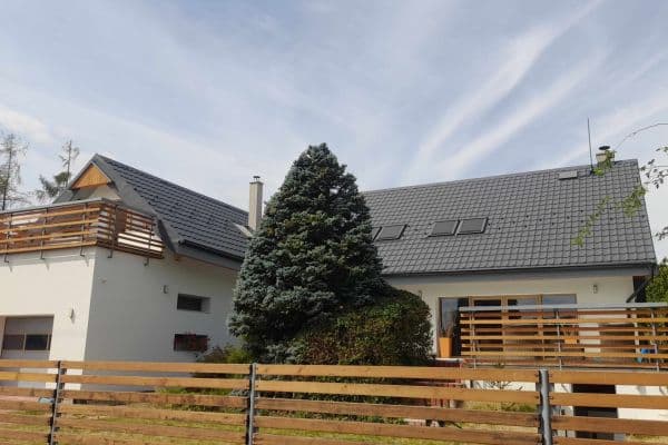Prodej domu 280 m², pozemek 730 m², Východní, SO POÚ Jesenice (okres Praha-Západ) Prodej domu 280 m², pozemek 730 m², Východní, SO POÚ Jesenice (okres Praha-Západ)