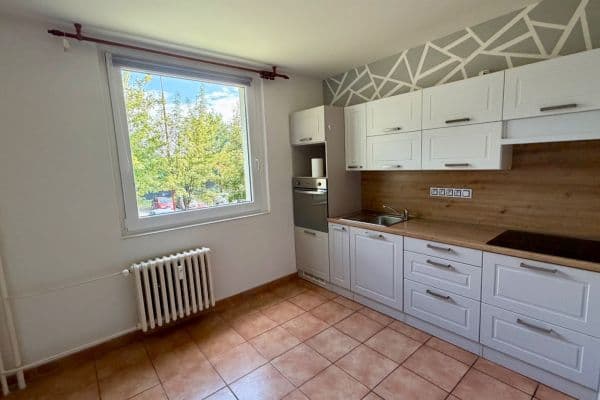 Prodej bytu 3+1 74 m², Mírová, Rychnov nad Kněžnou Prodej bytu 3+1 74 m², Mírová, Rychnov nad Kněžnou