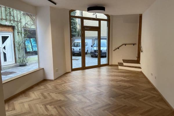 Pronájem nebytového prostoru 94 m², Neustadt 33, Ansbach Pronájem nebytového prostoru 94 m², Neustadt 33, Ansbach