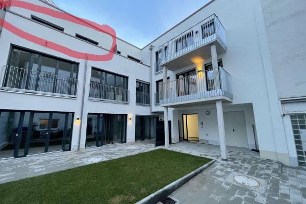 Pronájem bytu 2+1 51 m², Erlangen Pronájem bytu 2+1 51 m², Erlangen
