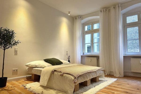 Prodej bytu 2+1 45 m², Berlin, Berlín Prodej bytu 2+1 45 m², Berlin, Berlín