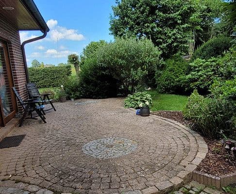 Pronájem bytu 2+1 90 m², Bönningstedt Pronájem bytu 2+1 90 m², Bönningstedt