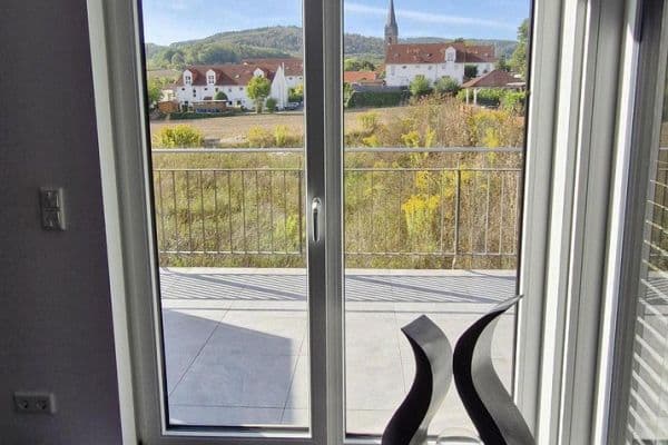 Pronájem bytu 4+1 103 m², Am Schloßberg 8a, Fischbachtal Pronájem bytu 4+1 103 m², Am Schloßberg 8a, Fischbachtal