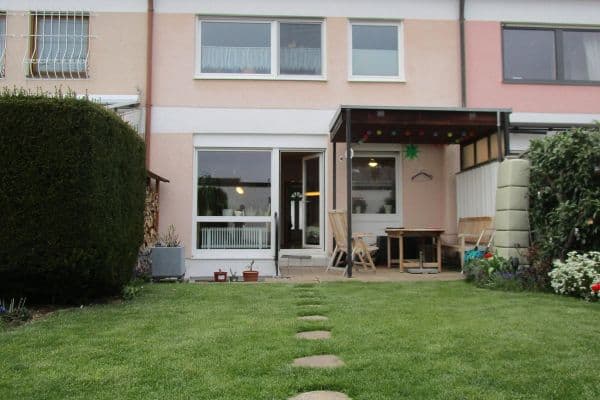 Prodej domu 100 m², pozemek 220 m², Germering, Bavorsko Prodej domu 100 m², pozemek 220 m², Germering, Bavorsko