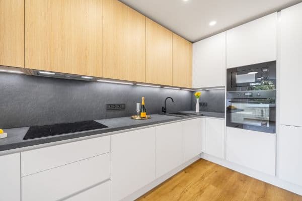 Prodej bytu 3+kk 67 m², Bruslařská, Praha Prodej bytu 3+kk 67 m², Bruslařská, Praha