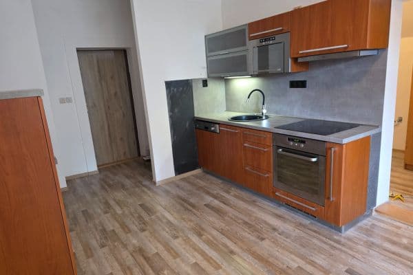 Pronájem bytu 2+kk 35 m², SO POÚ Trutnov Pronájem bytu 2+kk 35 m², SO POÚ Trutnov