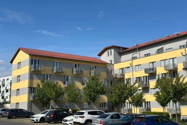 Prodej bytu 1+kk 34 m², Jaroslava Holečka, Kladno Prodej bytu 1+kk 34 m², Jaroslava Holečka, Kladno