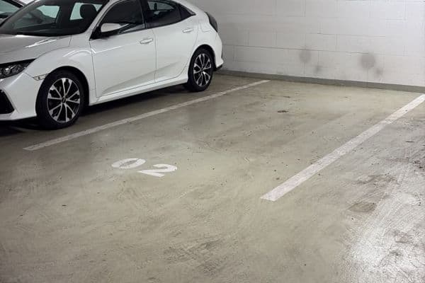 Pronájem garáže 10 m², Oldřichovská, Praha Pronájem garáže 10 m², Oldřichovská, Praha