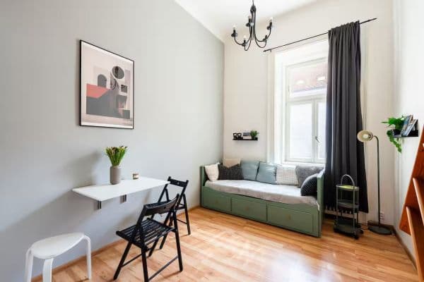 Pronájem bytu 1+kk 18 m², Sokolovská, Prague Pronájem bytu 1+kk 18 m², Sokolovská, Prague
