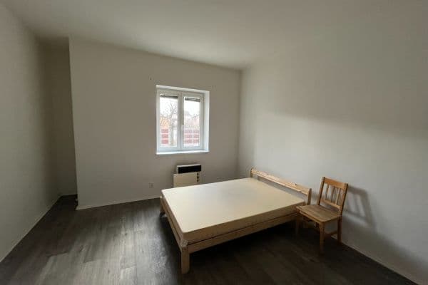 Pronájem bytu 1+1 45 m², U Borků, Kolín, Středočeský kraj Pronájem bytu 1+1 45 m², U Borků, Kolín, Středočeský kraj