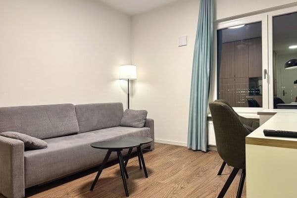 Pronájem bytu 1+1 25 m², Berlin, Berlín Pronájem bytu 1+1 25 m², Berlin, Berlín