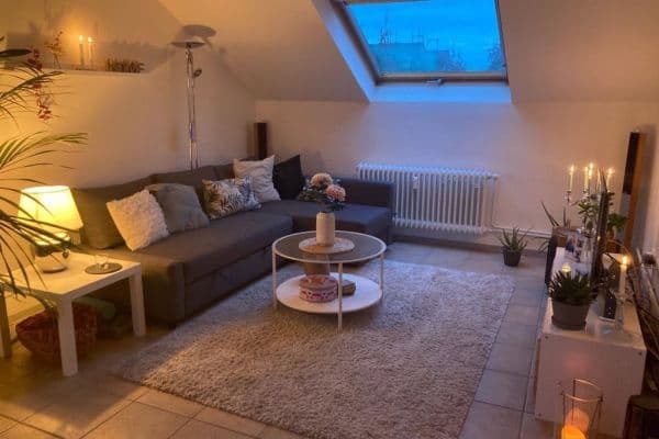 Pronájem bytu 3+1 93 m², Millöckerweg 1, Hanau, Hessen Pronájem bytu 3+1 93 m², Millöckerweg 1, Hanau, Hessen