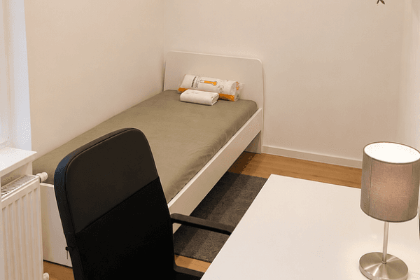 Pronájem bytu 10 m², Peter-Henlein-Straße 78, Nürnberg Pronájem bytu 10 m², Peter-Henlein-Straße 78, Nürnberg
