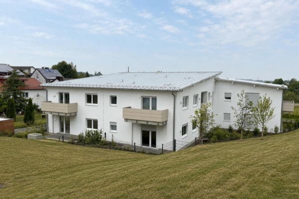 Pronájem bytu 3+1 107 m², Taufkirchen/Vils, Bavorsko Pronájem bytu 3+1 107 m², Taufkirchen/Vils, Bavorsko