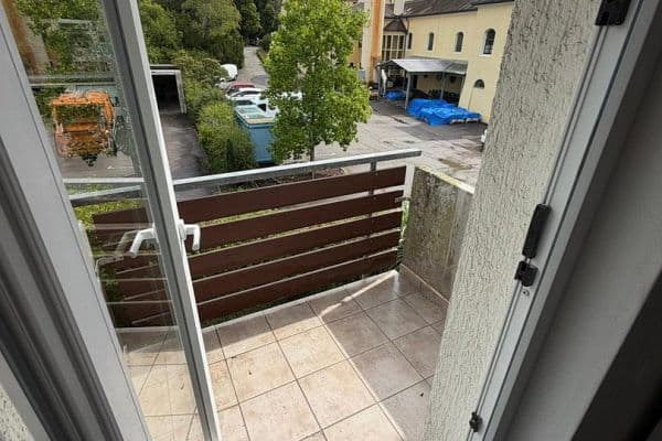 Pronájem bytu 3+1 75 m², Pforzheim Pronájem bytu 3+1 75 m², Pforzheim