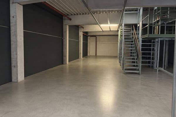 Pronájem nebytového prostoru 560 m², Würselen Pronájem nebytového prostoru 560 m², Würselen