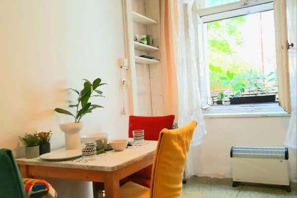 Pronájem bytu 2+1 65 m², Krásova, Praha Pronájem bytu 2+1 65 m², Krásova, Praha