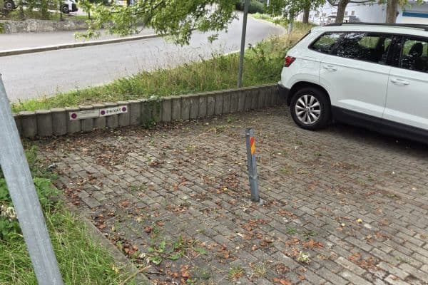 Pronájem garáže 18 m², Kudrnova, Praha Pronájem garáže 18 m², Kudrnova, Praha