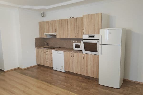 Prodej bytu 2+kk 59 m², Armádní, Milovice Prodej bytu 2+kk 59 m², Armádní, Milovice