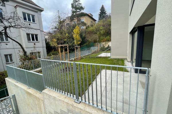 Prodej bytu 2+kk 52 m², Plzeňská, Praha Prodej bytu 2+kk 52 m², Plzeňská, Praha