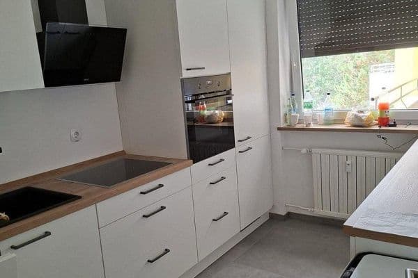 Pronájem bytu 4+1 89 m², Werner-von-Siemens-Allee 23, Röthenbach an der Pegnitz Pronájem bytu 4+1 89 m², Werner-von-Siemens-Allee 23, Röthenbach an der Pegnitz