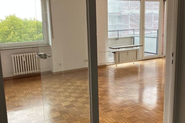 Prodej bytu 3+1 90 m², Ludwigshafen - Süd Prodej bytu 3+1 90 m², Ludwigshafen - Süd