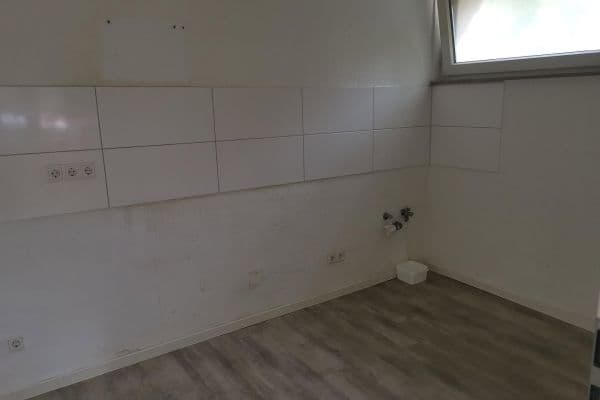 Pronájem bytu 4+1 89 m², Siegfriedstr.72, Marl Pronájem bytu 4+1 89 m², Siegfriedstr.72, Marl