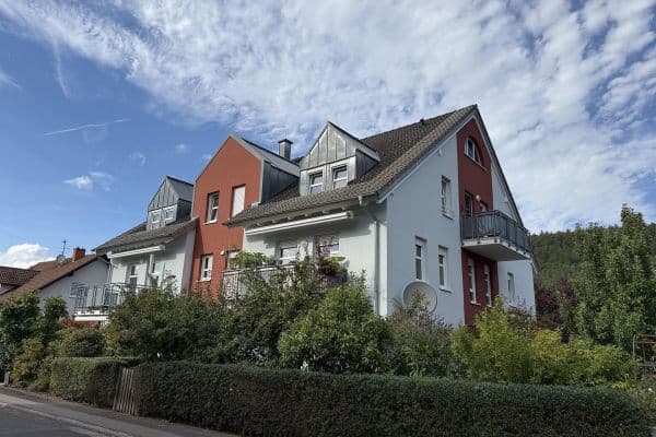 Pronájem bytu 3+1 95 m², Lohr am Main Pronájem bytu 3+1 95 m², Lohr am Main