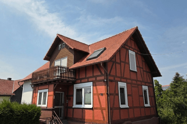 Prodej domu 136 m², pozemek 908 m², Fronhausen Prodej domu 136 m², pozemek 908 m², Fronhausen