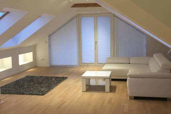 Prodej bytu 5+1 160 m², Heinickeweg 15, Berlin, Berlín Prodej bytu 5+1 160 m², Heinickeweg 15, Berlin, Berlín