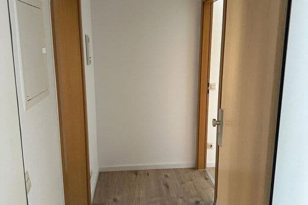 Pronájem bytu 2+1 36 m², Steigerwaldstraße 12, Neckarsulm Pronájem bytu 2+1 36 m², Steigerwaldstraße 12, Neckarsulm