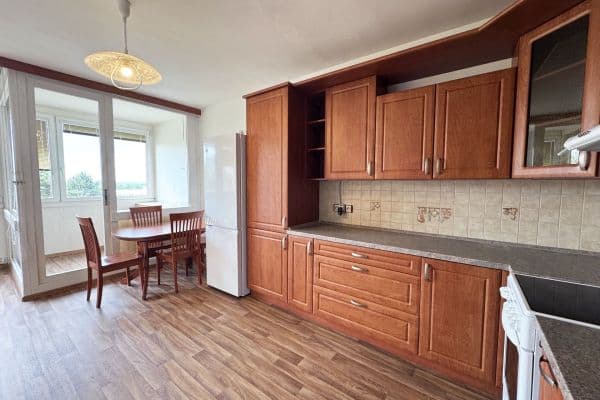 Pronájem bytu 3+kk 72 m², Hlivická, Praha Pronájem bytu 3+kk 72 m², Hlivická, Praha