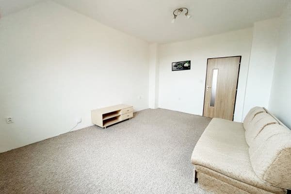 Pronájem bytu 2+1 41 m², Bratří Čapků, Příbram, Středočeský kraj Pronájem bytu 2+1 41 m², Bratří Čapků, Příbram, Středočeský kraj