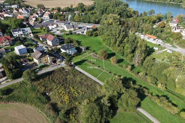 Prodej pozemku 1.306 m², Kamenné Žehrovice Prodej pozemku 1.306 m², Kamenné Žehrovice