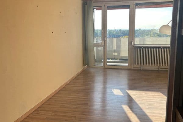 Prodej bytu 3+1 74 m², Karwendelstraße 2, Nürnberg, Bavorsko Prodej bytu 3+1 74 m², Karwendelstraße 2, Nürnberg, Bavorsko
