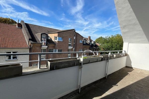 Pronájem bytu 2+1 69 m², Mülheimer Freiheit, Köln Pronájem bytu 2+1 69 m², Mülheimer Freiheit, Köln