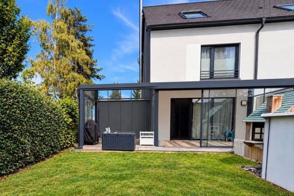 Prodej domu 150 m², pozemek 315 m², Zur Hammerschmiede 14a, Bellenberg Prodej domu 150 m², pozemek 315 m², Zur Hammerschmiede 14a, Bellenberg
