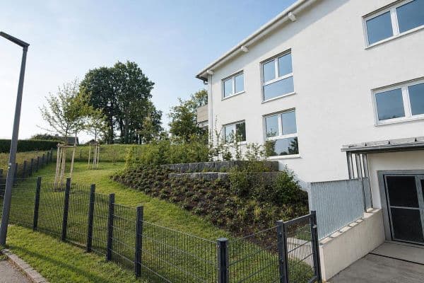 Pronájem bytu 3+1 87 m², Taufkirchen/Vils, Bavorsko Pronájem bytu 3+1 87 m², Taufkirchen/Vils, Bavorsko