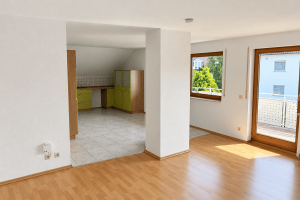Pronájem bytu 4+1 96 m², Neuhausen Pronájem bytu 4+1 96 m², Neuhausen