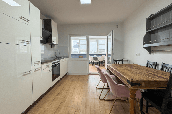 Pronájem bytu 3+1 75 m², Leverkusen Pronájem bytu 3+1 75 m², Leverkusen