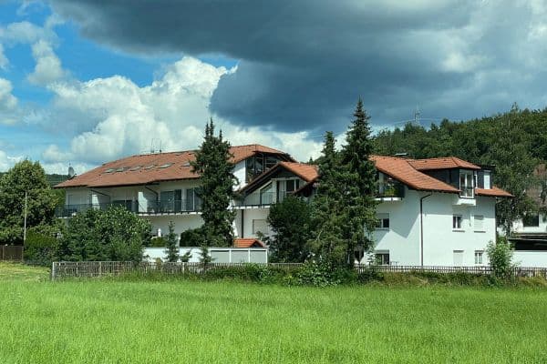 Pronájem bytu 2+1 81 m², Am Hollerbach 5, Hofheim Pronájem bytu 2+1 81 m², Am Hollerbach 5, Hofheim
